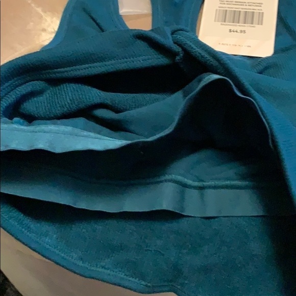 Fabletics Kinsley front knot sports bra / crop top - Picture 6 of 6
